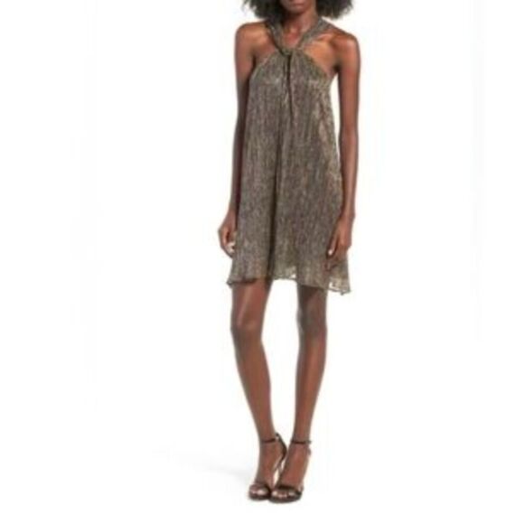 ASTR The Label Metallic Sleeveless Shift Twist Front Party Mini Dress Size M - Picture 1 of 5